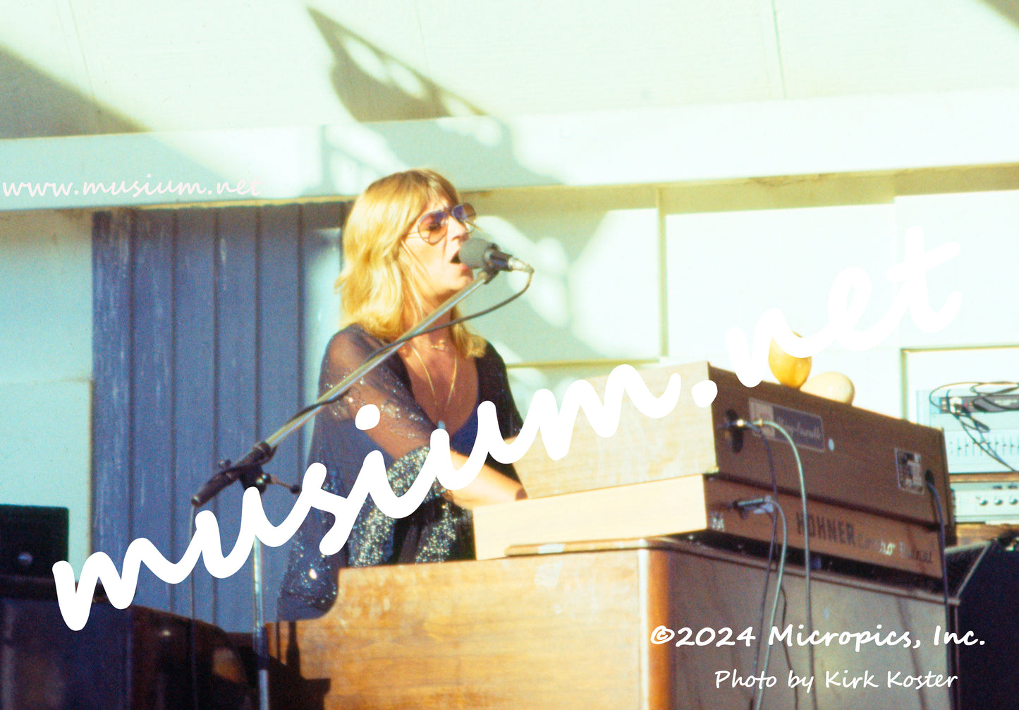 FLEETWOOD MAC / Christine McVie 1976 / Fine Art Photograph